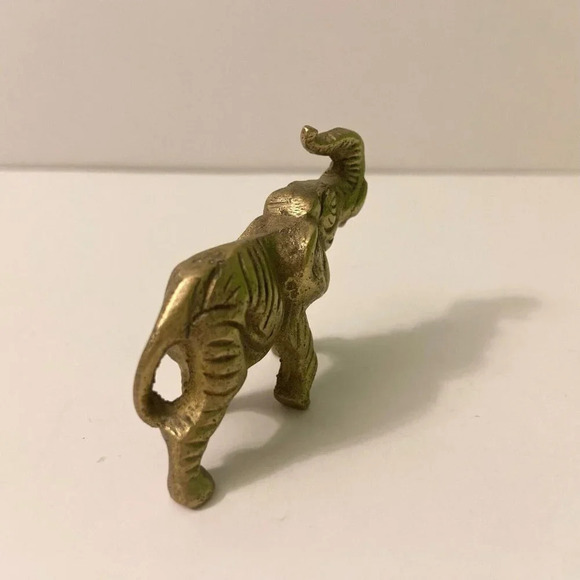 Vintage  Small Brass Elephant Figure 2.5 Inch Long Size Trunk Up Figurine - Picture 3 of 11